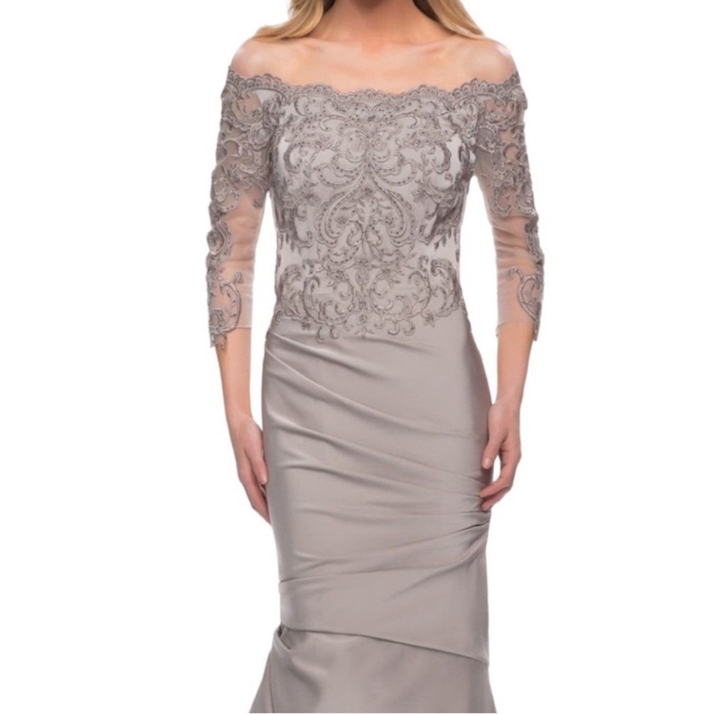 New! La Femme 29324 Satin Mermaid Gown with Off the Shoulder Lace Size 18 $498 - Picture 2 of 12